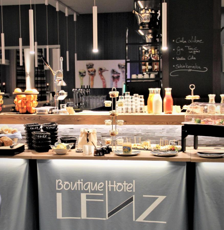 Art & Galerie Hotel Lenz Plauer See Fuenfseen ภายนอก รูปภาพ